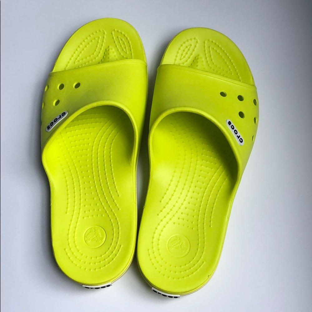 Brand new Crocs sandals, lemmon